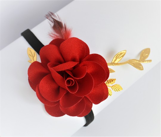 هد بند گل قرمز